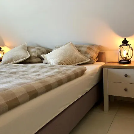 Reetvilla Strelablick Holiday home