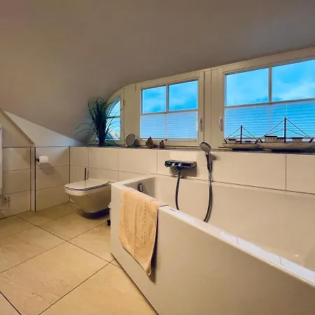 Reetvilla Strelablick Holiday home